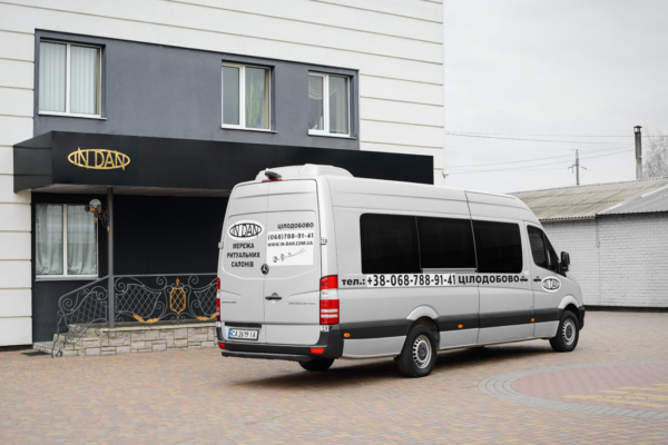 Послуги катафалк ціна Київ: що потрібно знати перед замовленням ритуального транспорту